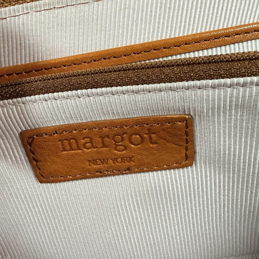 Margot New York Wallet Wrist Clutch Red Brown Leather Zipper